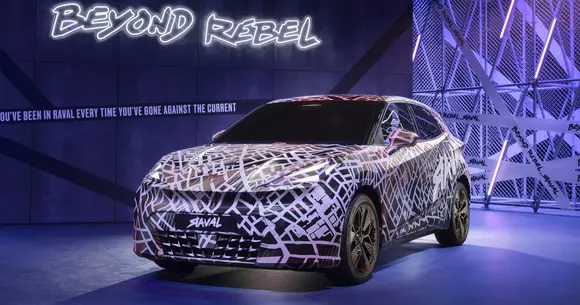 Dozare justă a avantajelor favorabile electromobilității – asta promite Cupra Raval, a cărui lansare e programată în 2026