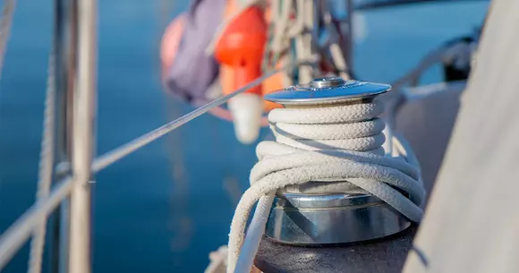 (P) Unde găsești o pregătire nautică completă și de calitate?