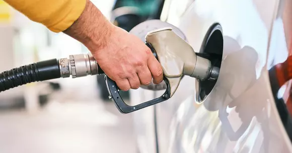 (P) Diferența dintre carburanții premium și cei standard. Ce impact are calitatea asupra funcționării motorului unui vehicul?