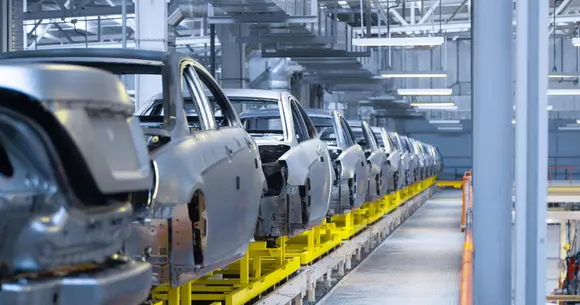 (P) Ghid practic pentru a diagnostica și opri vibrațiile anormale la utilajele din secția ta de piese auto