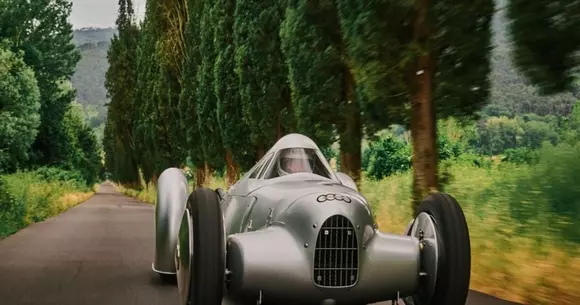În lupta cu timpul, atunci și acum: Auto Union Lucca „streamliner”, proaspăt rematerializat aproape conform cu originalul