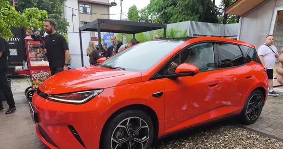 Debut comercial în România pentru BYD Dolphin G DM-i, un hatchback fără concurență directă în segmentul B