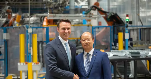 Acord de maximă importanță semnat între Geely și Ford vizând uzina din Valencia, aparținând Ford Europe
