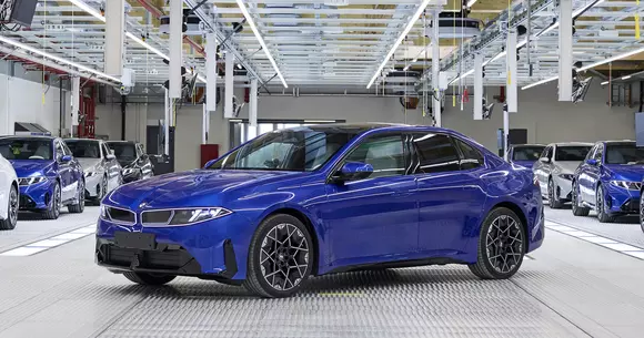 Ce înseamnă un debut de carieră bine pregătit: BMW i3 înregistrează deja o cerere dincolo de așteptări