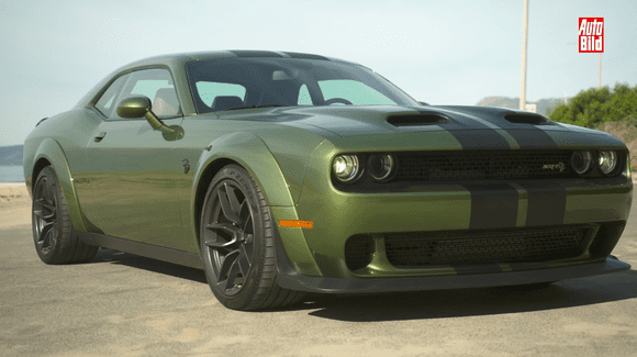 VIDEO: Dodge Chellenger Hellcat Redeye - American muscle