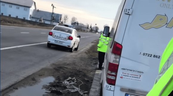 Polițist prins în ofsaid cu pistolul radar. Ce lecție trebuie să învățăm de aici (VIDEO)