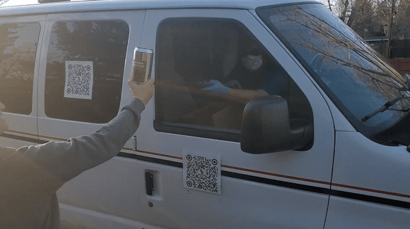 Mașina cu bere ar putea fi un business de succes în vremea COVID-19 (VIDEO)