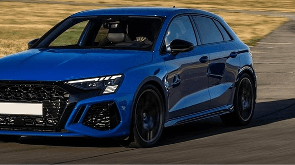 (P) Transformarea mașinii tale: Cele mai populare piese de tuning auto pentru caroserie