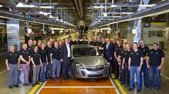 Uzina Opel din Russelsheim a produs primul vehicul sub brandul Holden