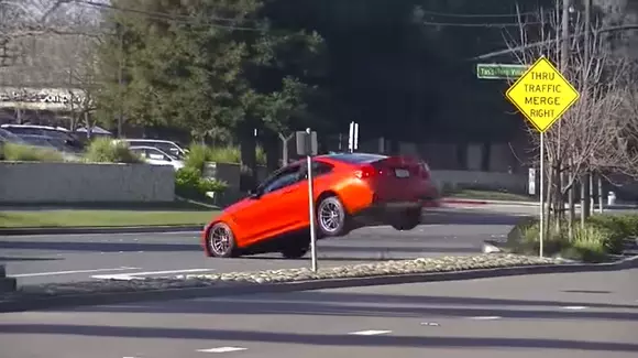 Video: 10 șoferi care nu se pricep la condus