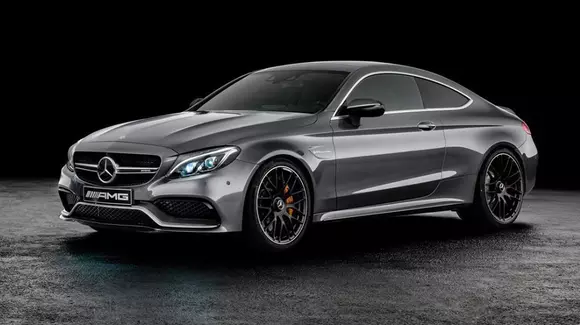 Downsize extrem: Mercedes-AMG C 63 va avea motor cu doar patru cilindri