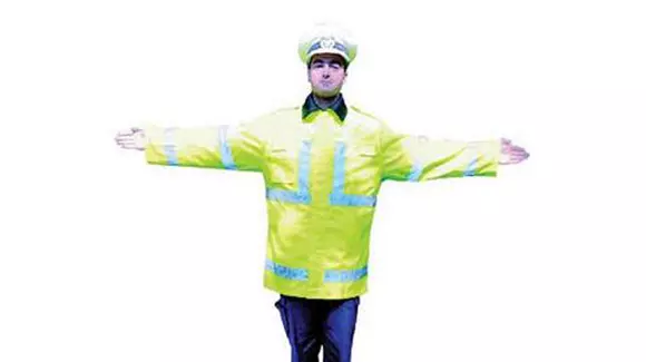 Chestionar auto - Semnalul polițistului indică