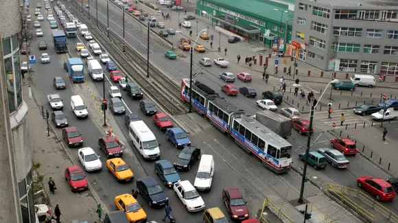 10.000 de șoferi vor protesta joi în București. Dacă ai drum prin centru, amână-l
