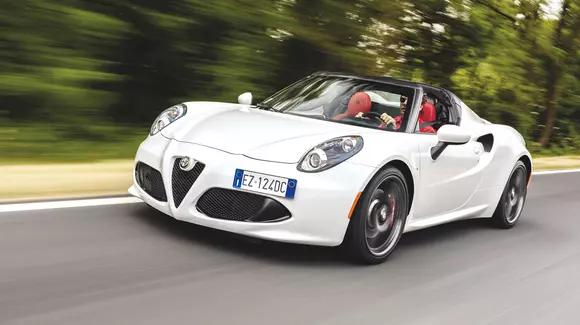 Alfa 4C Spider – Poveste de dragoste