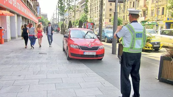 Proiect de lege: Parcarea pe trotuar va deveni ilegală. Există și excepții