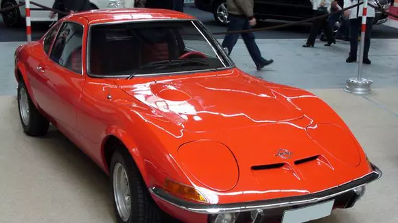 Opel reinventează GT-ul după aproape 50 de ani. Cum arăta primul Opel GT?