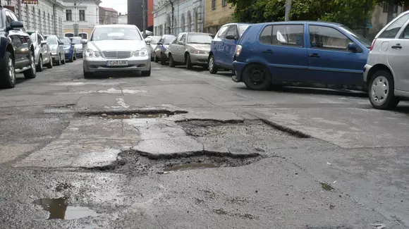 Ce trebuie să faci pentru a recupera de la Primărie banii dintr-o daună