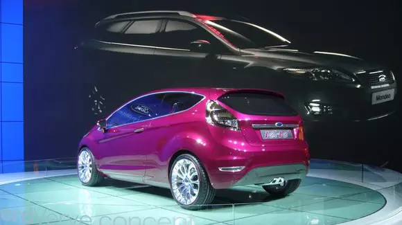 Ford se retrage din Japonia și Indonezia