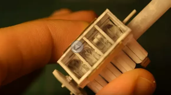 Motorul V8 din...hârtie