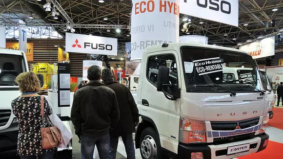 (P) Târgul internațional Solutrans 2015, destinat transportului rutier și urban s-a încheiat cu rezultate pozitive