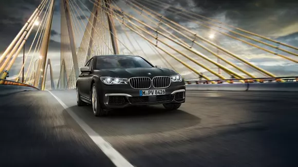 BMW M760Li - Noul vârf de gamă