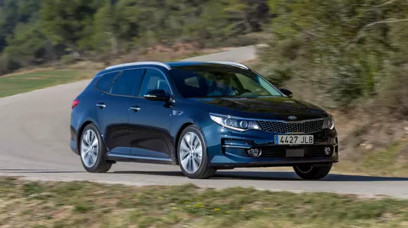 Kia Optima Sportswagon - Poze și detalii oficiale