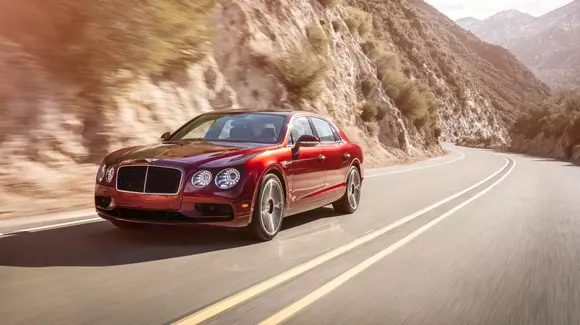 Bentley Flying Spur V8 S debutează la Geneva