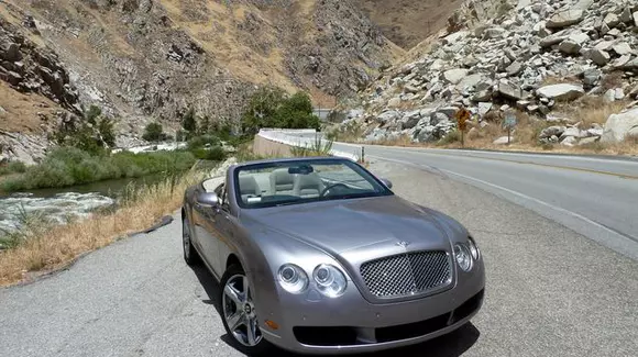 Ce a pățit un șofer prins cu 324 km/h pe o autostradă din Elveția