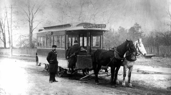 Câți cai putere are un... cal?