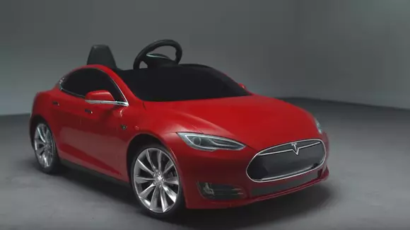 Tesla Model S de la 500 de dolari - Versiune pentru cei mici