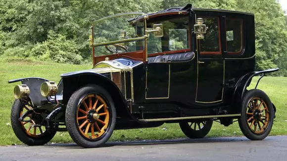 Povestea mașinii care s-a scufundat odată cu Titanic