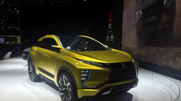 2016 Geneva Live - Standul Mitsubishi