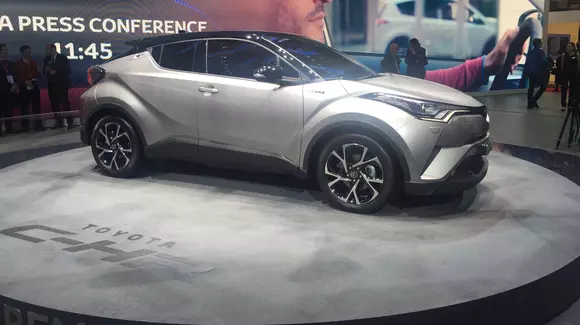 2016 Geneva Live - Standul Toyota