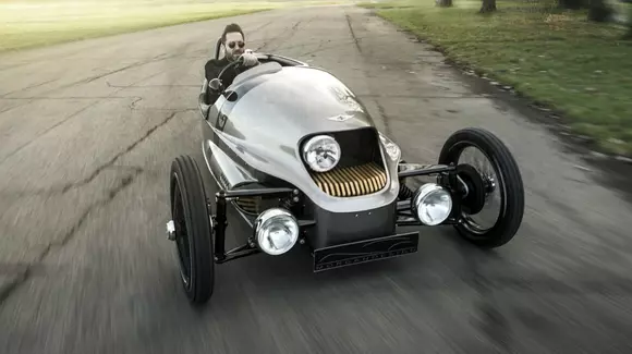 Morgan EV3 - Definiția nonconformismului