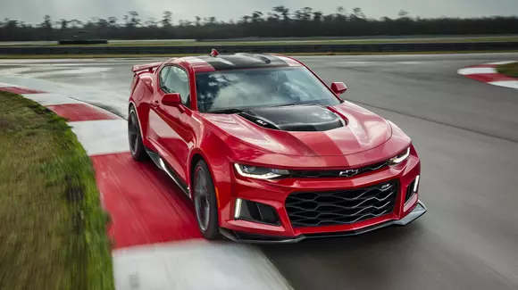 Noul Camaro ZL1 a parcurs un tur pe Nurburgring în 7 minute și 29,6 secunde. Koenigsegg CCX este doar unul dintre supercar-urile depășite