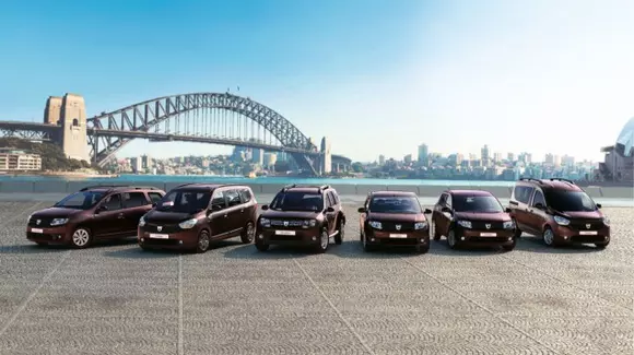 Sandero și Logan facelift debutează la Paris, iar noul Duster vine în 2017