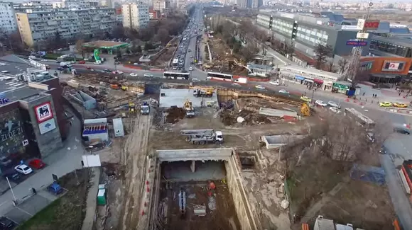 Iată când se vor încheia lucrările la pasajul de la Piața Sudului