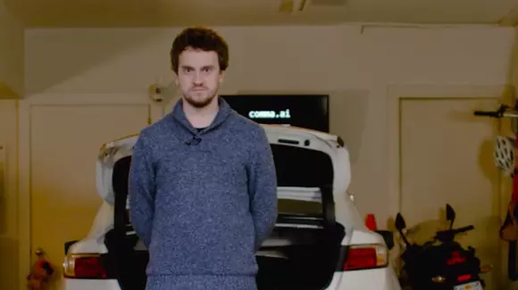 După Tesla și al său Autopilot, avem și un hacker cu un astfel de proiect