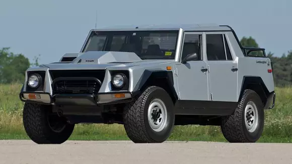 Povestea lui "Rambo Lambo", cel mai "ciudat" Lamborghini