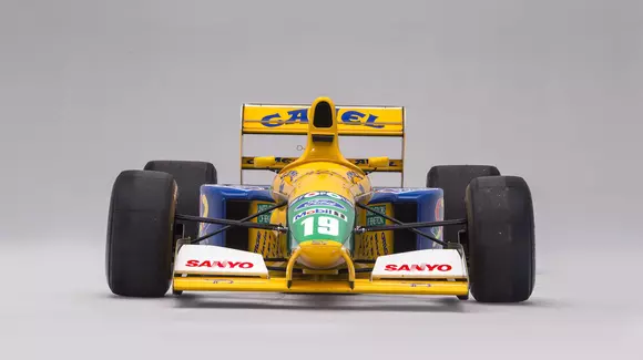 Monopostul cu care Michael Schumacher a bifat primul podium în Formula 1, scos la licitație