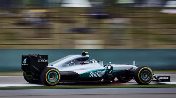 Formula 1 - Nico Rosberg câștigă Marele Premiu al Chinei