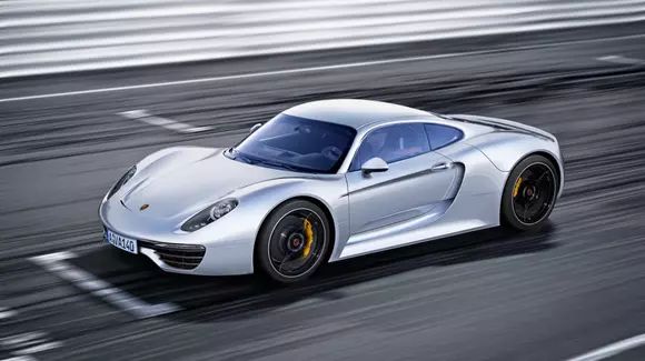 Porsche ar putea ataca Huracan și 488 GTB cu viitorul 960