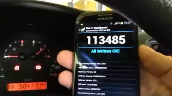 Adevărat sau fals? Chiar atât de ușor poți modifica kilometrajul unei mașini?