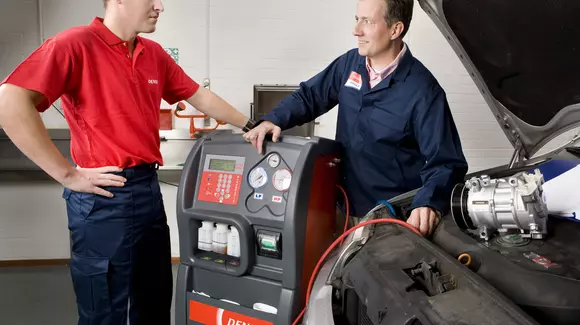 (P) Denso îți explică cei șapte paşi esenţiali pentru servisarea sistemului de aer condiționat