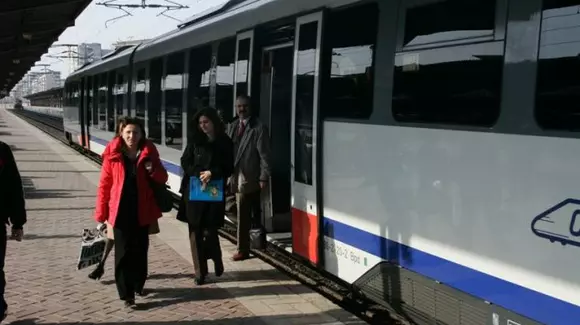 Anul acesta vom avea tren între Gara de Nord și Otopeni via Mogoșoaia. Vezi cât va dura călătoria