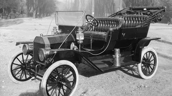 Avocatul lui Henry Ford și povestea cumpărării acțiunilor la Ford Motor Co.