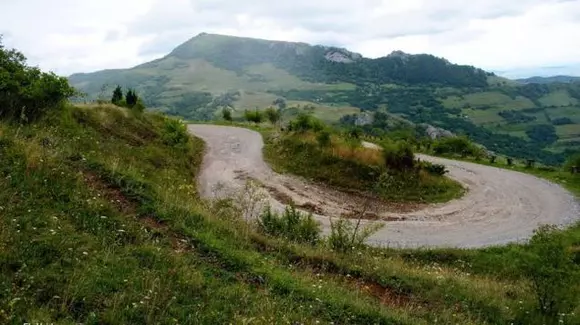 Destinație de vacanță! "Transalpina" de Apuseni, unul dintre cele mai spectaculoase drumuri din România