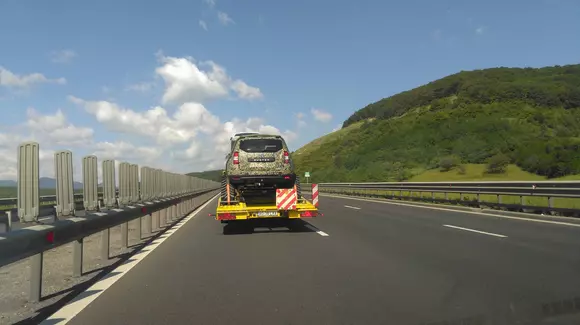 Dacia Duster Army cu șenile sau un nou proiect special pentru export?