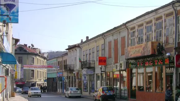 Ai grijă unde parchezi în Bulgaria! Cât costă dacă îți ridică mașina vecinii de la sud de Dunăre?