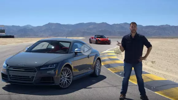 Audi TTS înfruntă o Alfa Romeo 4C